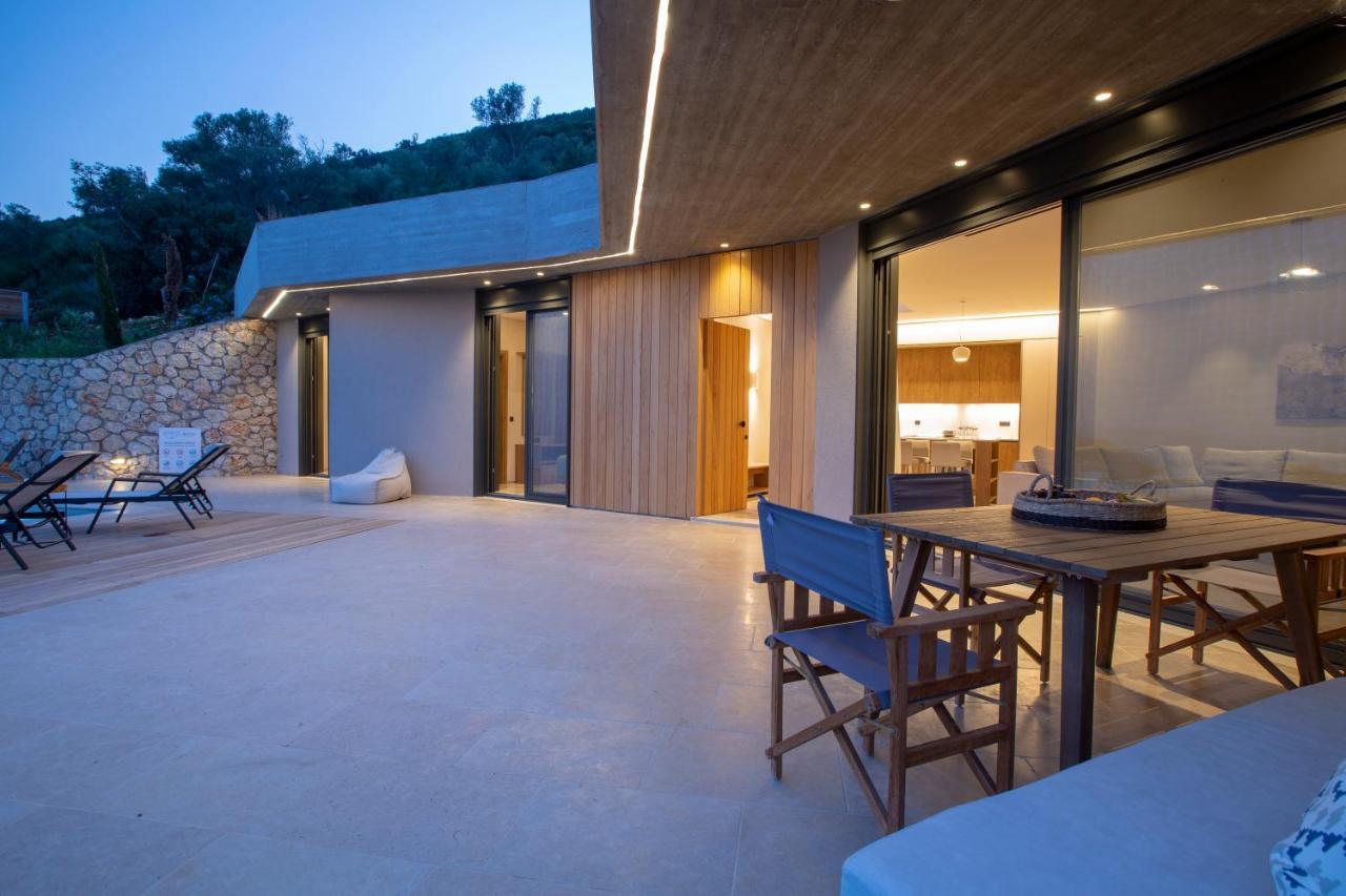Blooms Of Sivota Bay - Luxury Villas With Private Heated Pool المظهر الخارجي الصورة