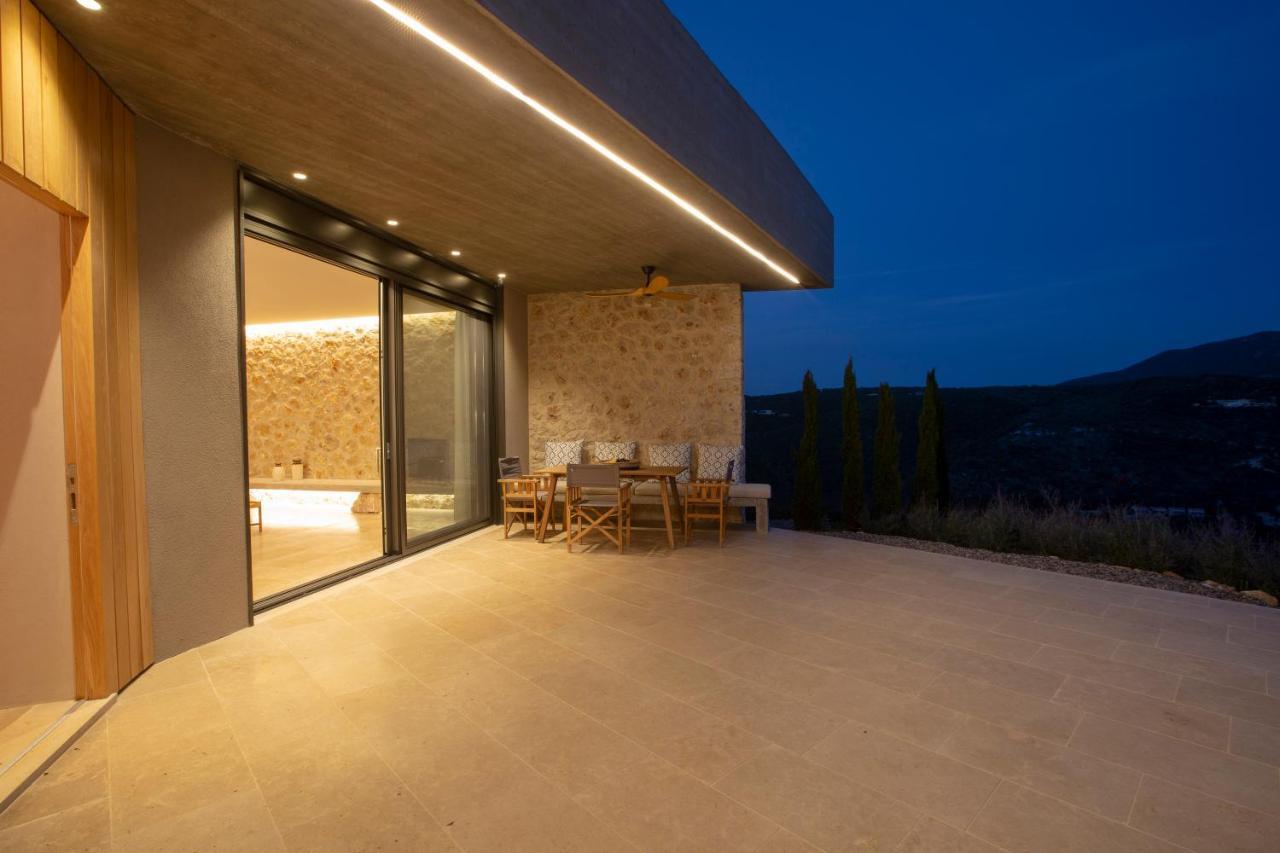 Blooms Of Sivota Bay - Luxury Villas With Private Heated Pool المظهر الخارجي الصورة